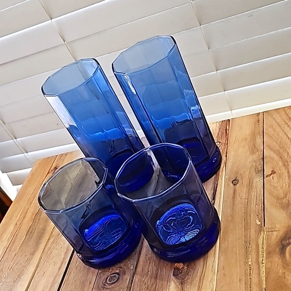 Set of 4 Glasses - Color Blue - Picture 2 of 7